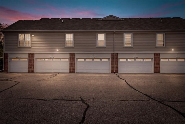 26984 Carrington Place 045, Harrison Twp, MI 48045
