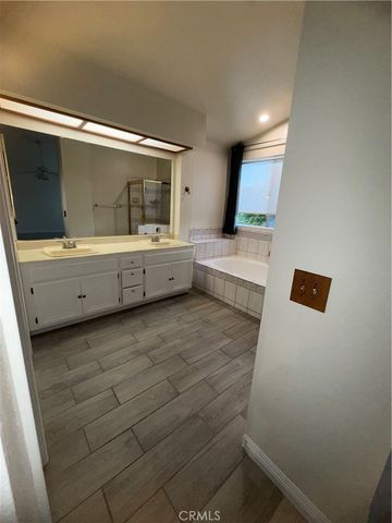 58 Valley Crest, Simi Valley, CA 93065