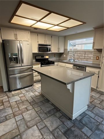 58 Valley Crest, Simi Valley, CA 93065