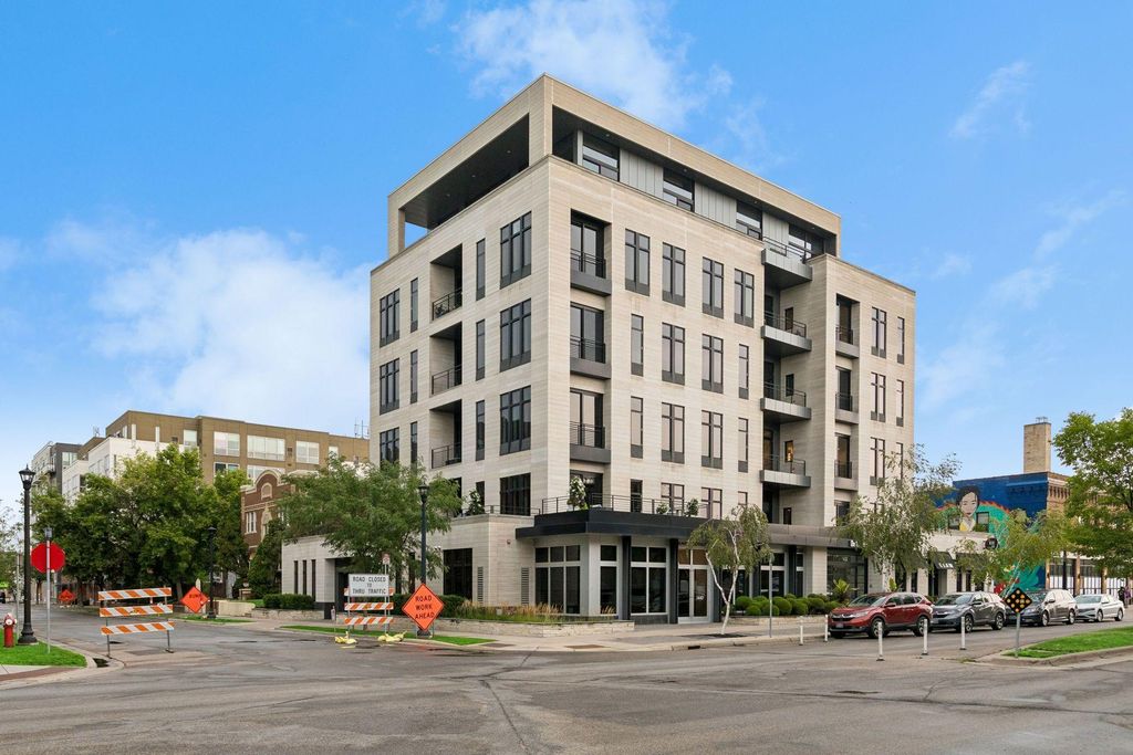 3041 Holmes Avenue S 302, Minneapolis, MN 55408 — photo 2