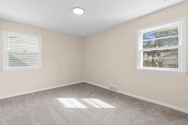 2114 S 80th STREET, Milwaukee, WI 53219