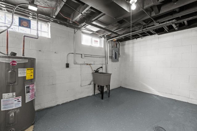 2114 S 80th STREET, Milwaukee, WI 53219