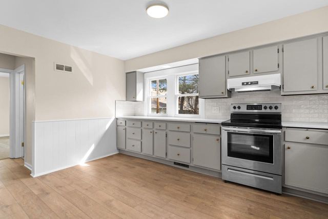 2114 S 80th STREET, Milwaukee, WI 53219