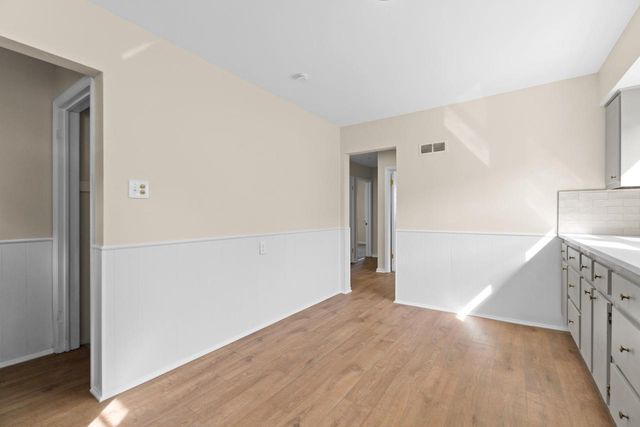 2114 S 80th STREET, Milwaukee, WI 53219