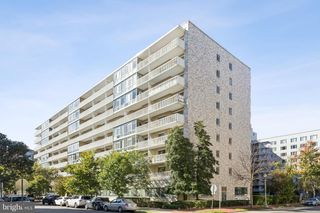 730 24TH ST NW #321, Washington, DC 20037