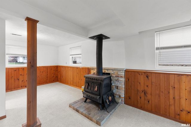 703 2ND Street, Colona, IL 61241