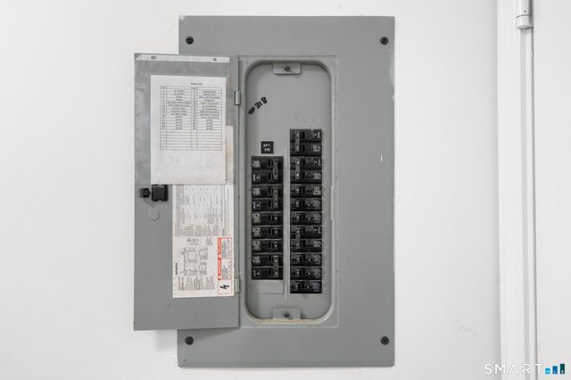 468 Main Street 318, East Lyme, CT 06357