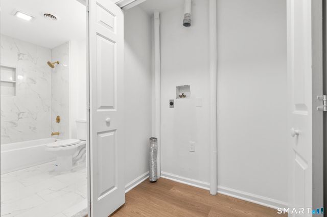 468 Main Street 318, East Lyme, CT 06357