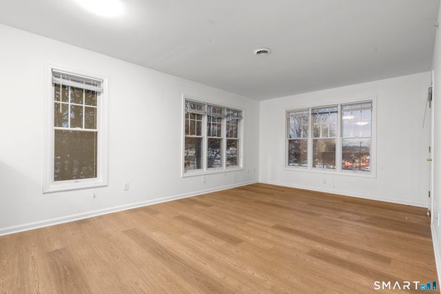 468 Main Street 318, East Lyme, CT 06357