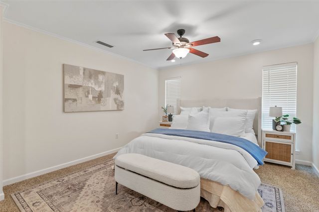 2600 Summertree Drive, Carrollton, TX 75006