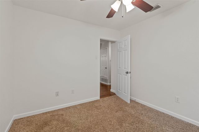 2600 Summertree Drive, Carrollton, TX 75006
