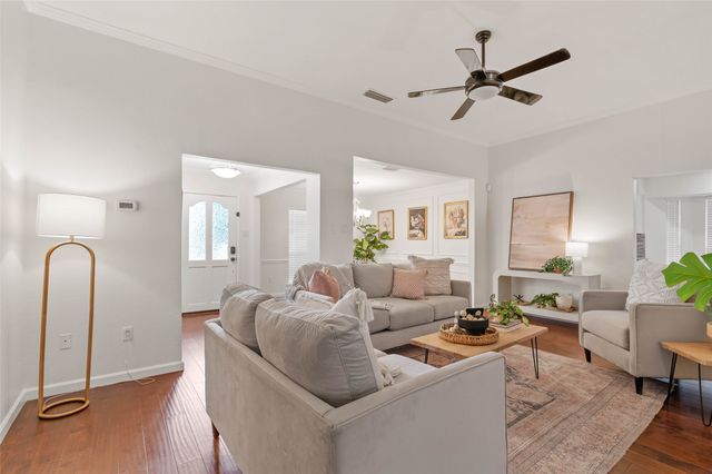 2600 Summertree Drive, Carrollton, TX 75006