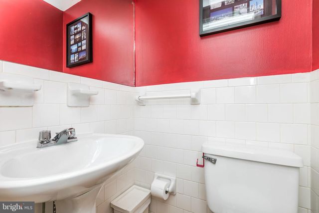 136 E GITTINGS ST, Baltimore, MD 21230