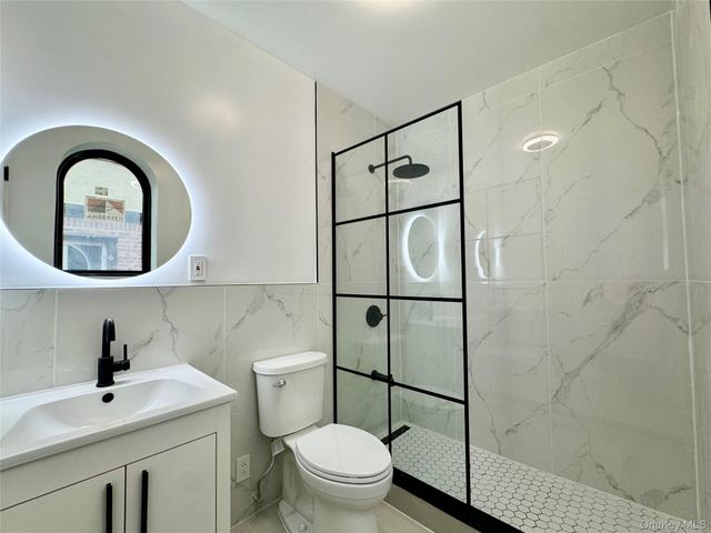 5012 194th Street, Fresh Meadows, NY 11365