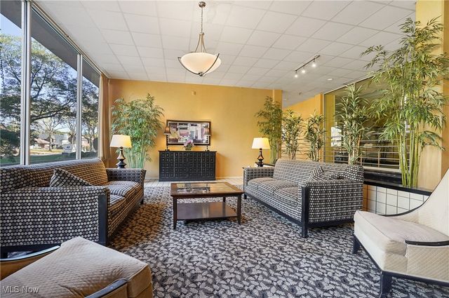 10301 Lake Avenue 703, Cleveland, OH 44102