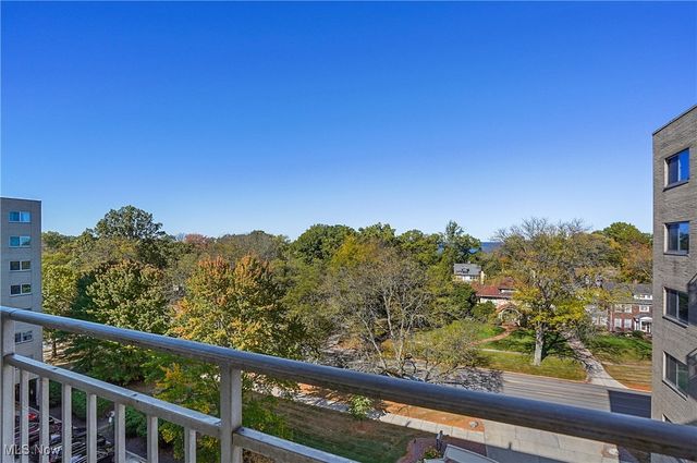 10301 Lake Avenue 703, Cleveland, OH 44102