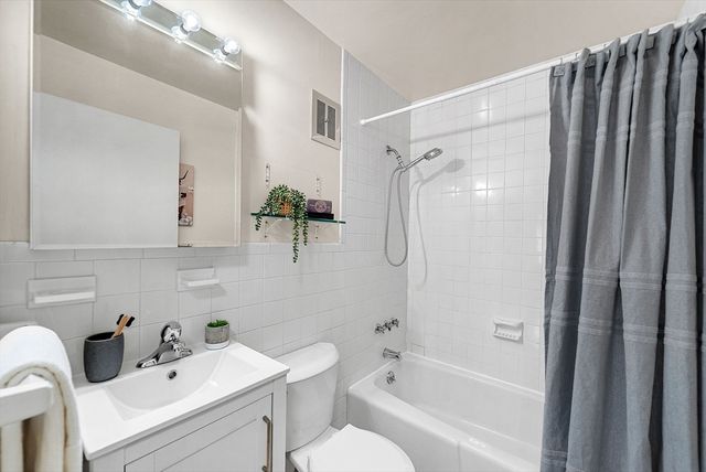 1210 Greendale Avenue 338, Needham, MA 02492