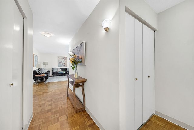 1210 Greendale Avenue 338, Needham, MA 02492
