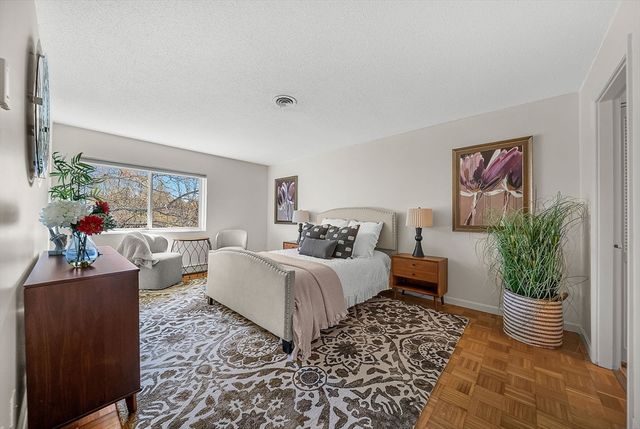 1210 Greendale Avenue 338, Needham, MA 02492