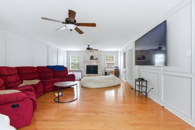 5918 North Hills Blvd, North Little Rock, AR 72116