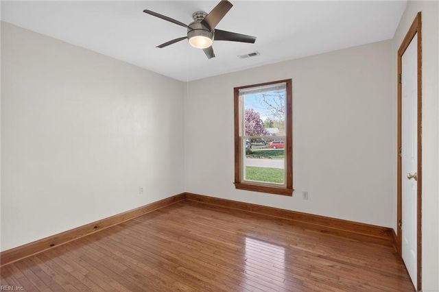 730 Beckley LN, Chesapeake, VA 23322