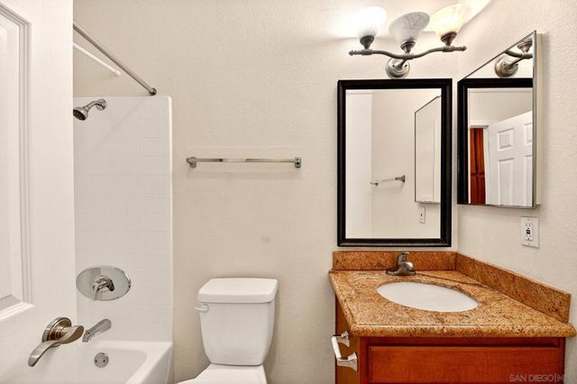 715 Paso De Luz Unit 108, Chula Vista, CA 91911