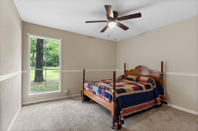 18639 Mink Lake Dr, Magnolia, TX 77355