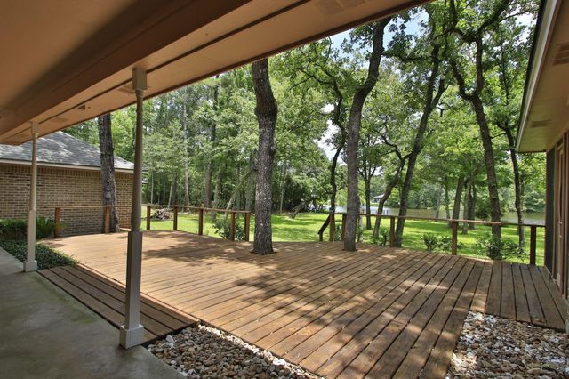 18639 Mink Lake Dr, Magnolia, TX 77355