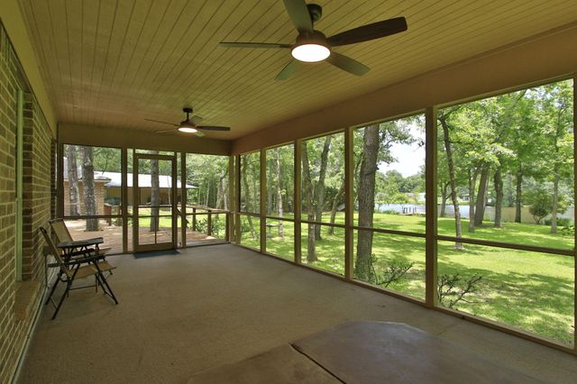 18639 Mink Lake Dr, Magnolia, TX 77355