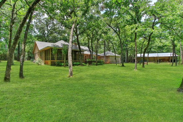 18639 Mink Lake Dr, Magnolia, TX 77355