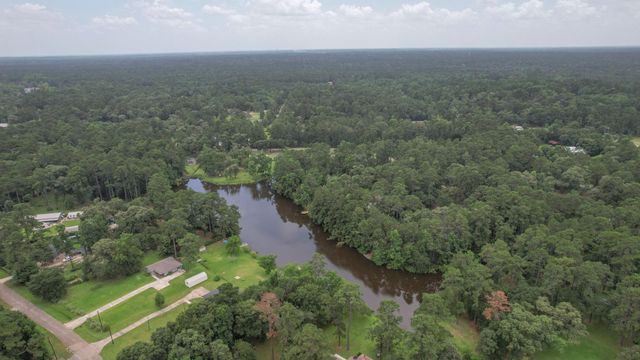 18639 Mink Lake Dr, Magnolia, TX 77355