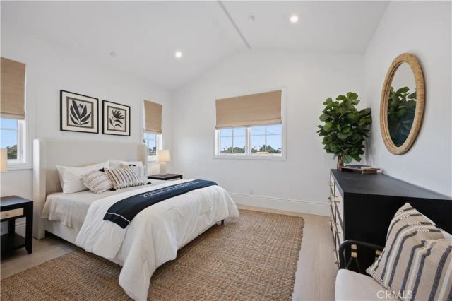 858 Fiske, Pacific Palisades, CA 90272