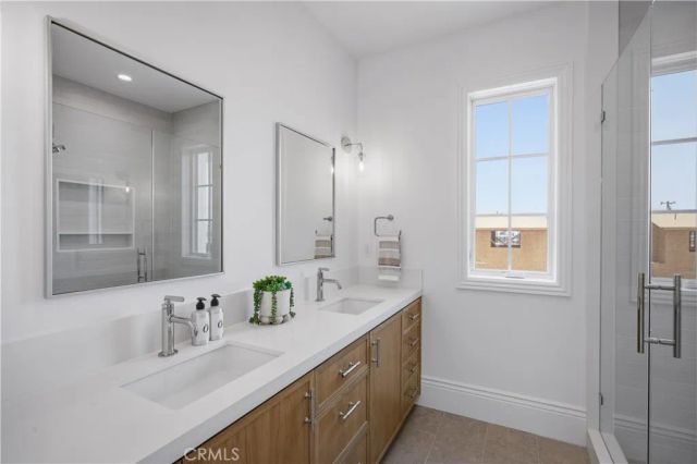 858 Fiske, Pacific Palisades, CA 90272