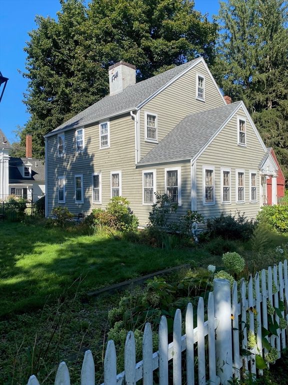 382 Main Street, Amesbury, MA 01913