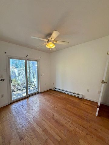 8-12 Leeds St, Boston, MA 02127