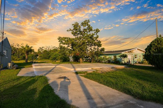 13900 MURIEL AVENUE, Hudson, FL 34667