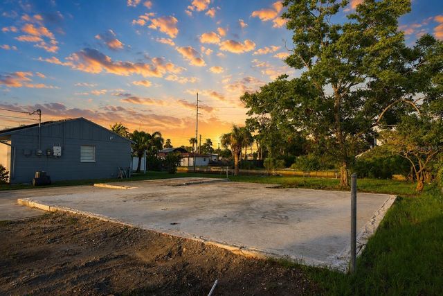 13900 MURIEL AVENUE, Hudson, FL 34667