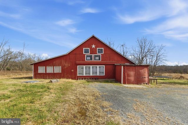 19 THATCHER RD, Frenchtown, NJ 08825