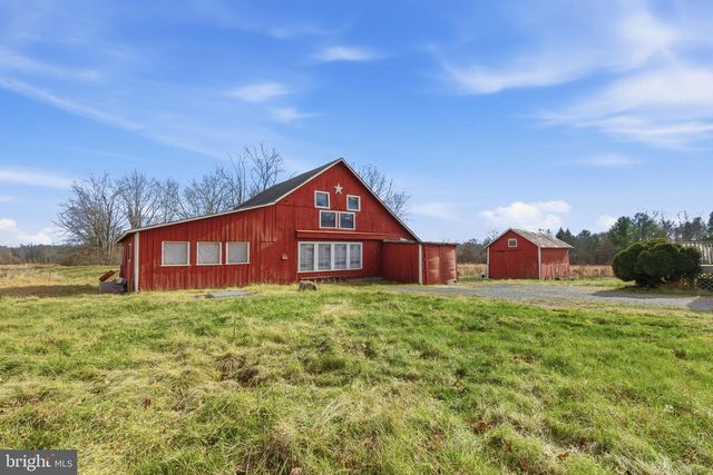 19 THATCHER RD, Frenchtown, NJ 08825