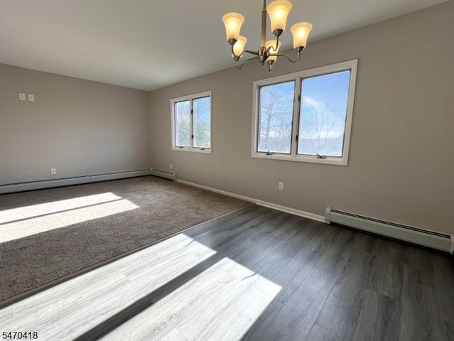 25 Kynor Ave, Hopatcong Boro, NJ 07874