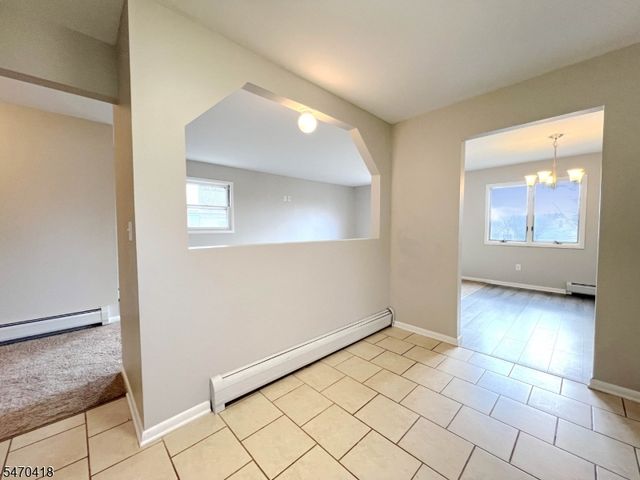 25 Kynor Ave, Hopatcong Boro, NJ 07874