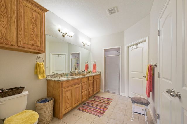 1604 Belle Plain Drive, Cleburne, TX 76033