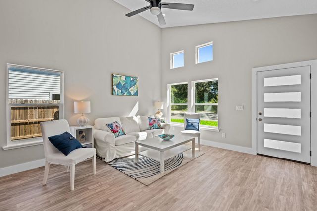 804 W 9th Street, St Augustine, FL 32084