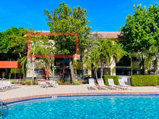 257 S Cypress Road 442, Pompano Beach, FL 33060