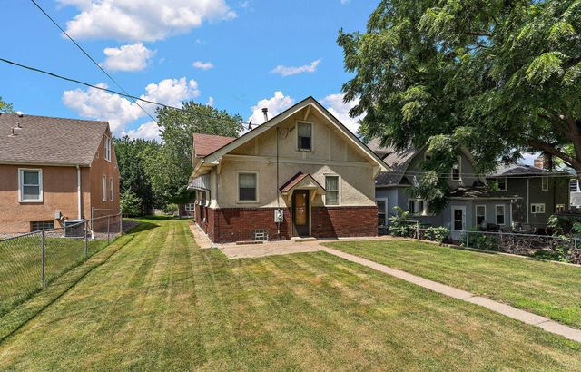 3010 James Avenue N, Minneapolis, MN 55411