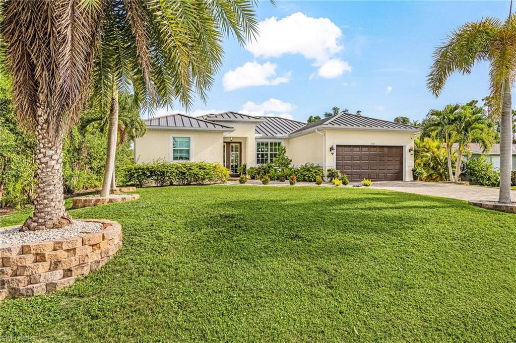 3742 Tangelo DR, ST. JAMES CITY, FL 33956 — photo 2