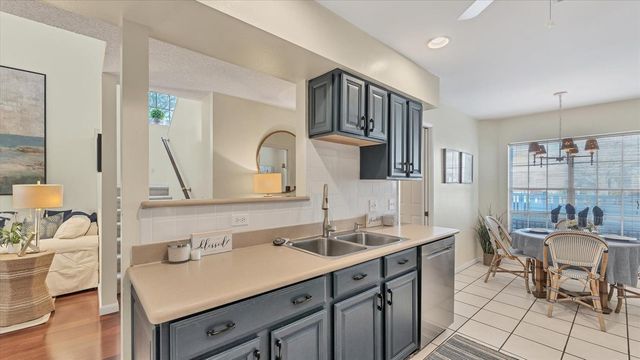 5132 36TH STREET W 5132, Bradenton, FL 34210