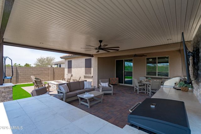 17569 W SUMMIT Drive, Goodyear, AZ 85338