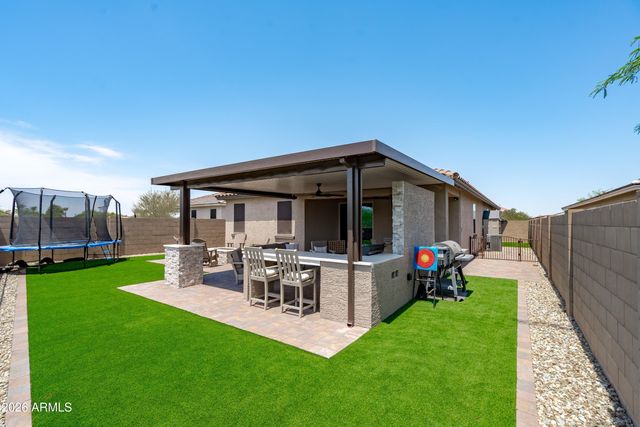 17569 W SUMMIT Drive, Goodyear, AZ 85338