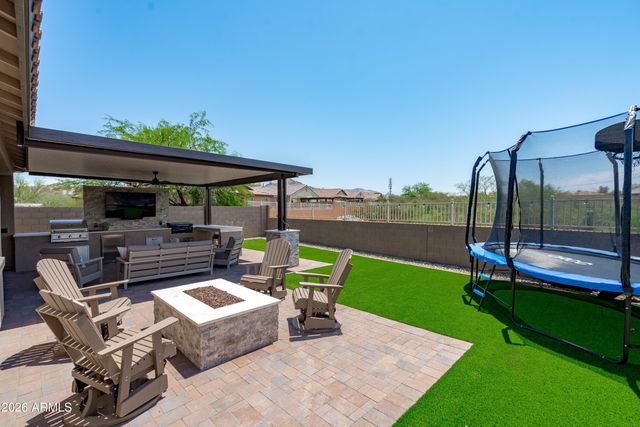 17569 W SUMMIT Drive, Goodyear, AZ 85338